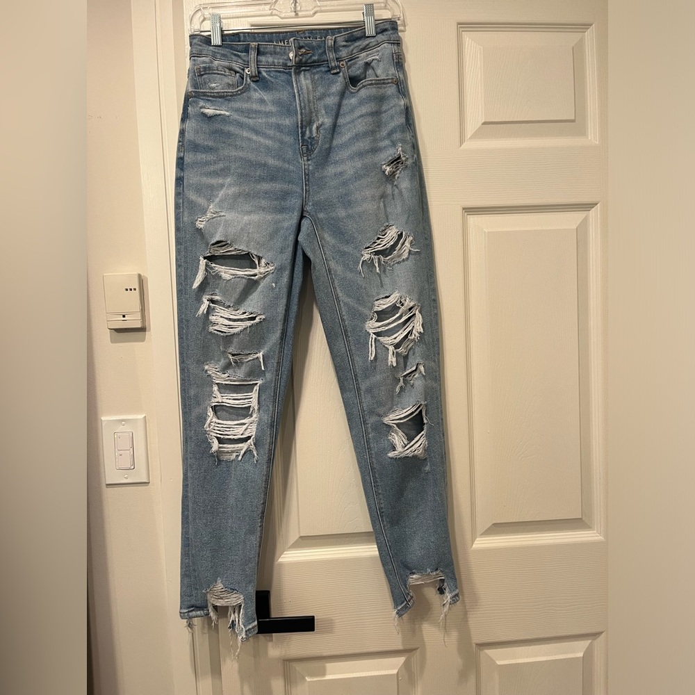 American Eagle, stretch, ripped front, straight leg jeans